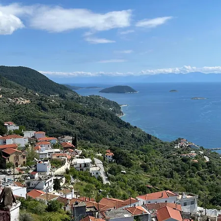 Skopelos Glossa's Maisonette
