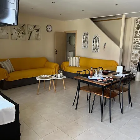 Skopelos Glossa's Maisonette